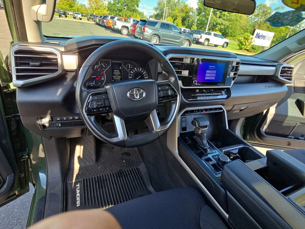 2022 Toyota Tundra SR5 photo 13