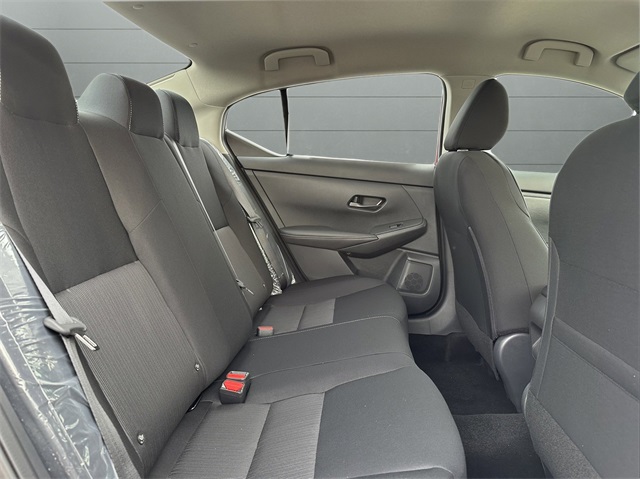 2025 Nissan Sentra SV photo 23