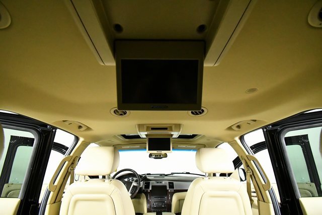 2010 Cadillac Escalade ESV Luxury photo 4