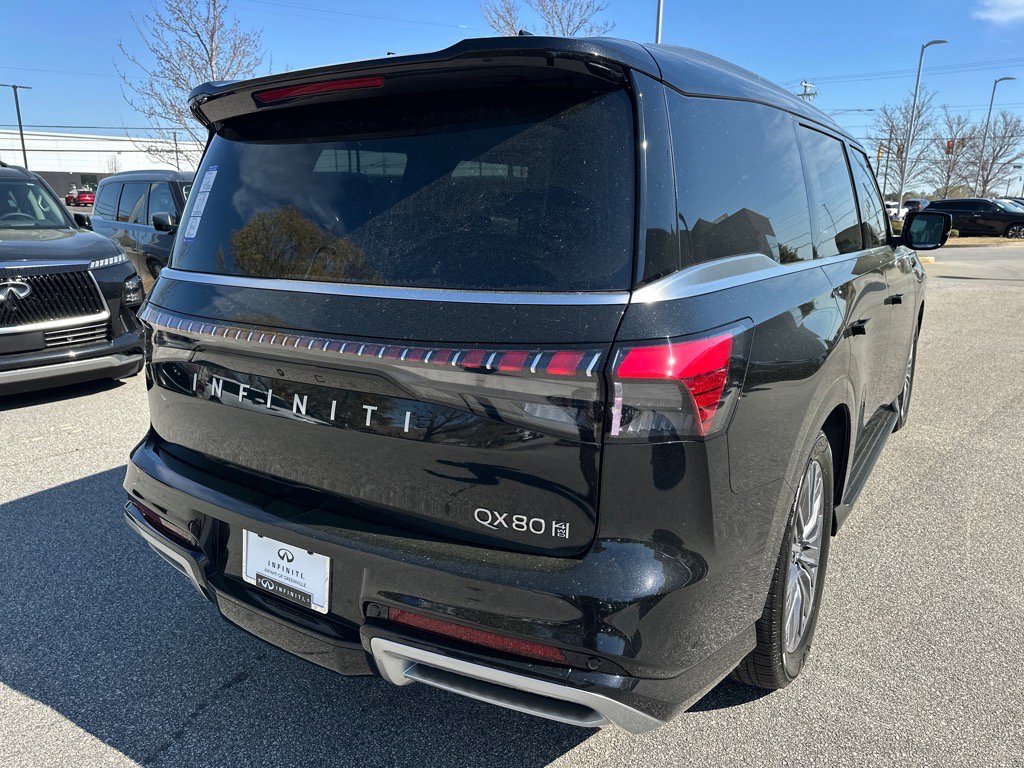 2025 Infiniti QX80 Sensory photo 3