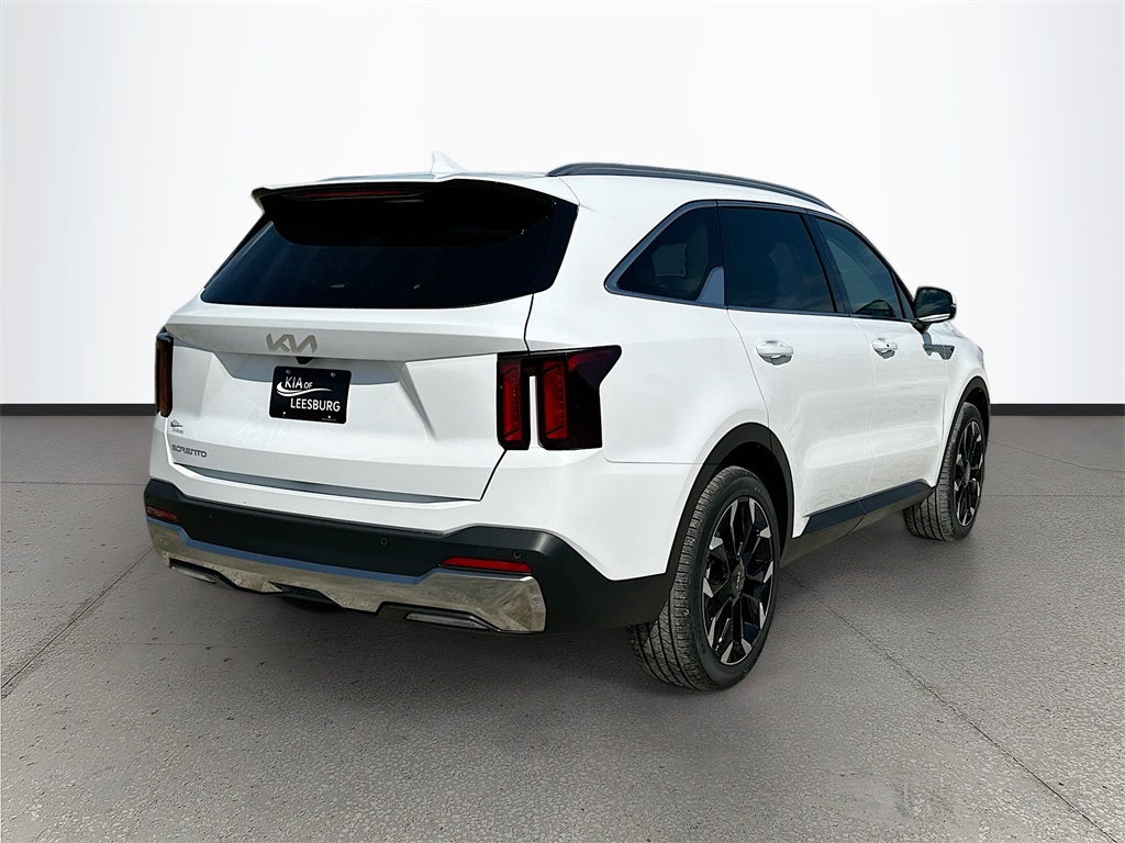 2026 Kia Sorento EX photo 5