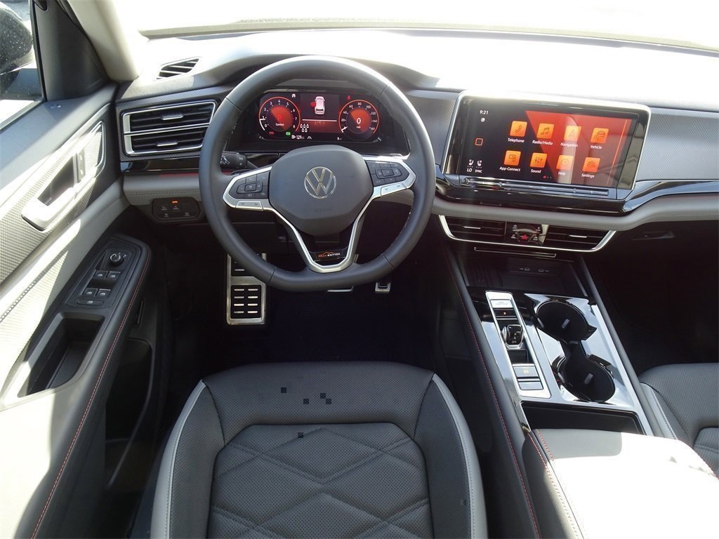 2025 Volkswagen Atlas Peak Edition photo 13