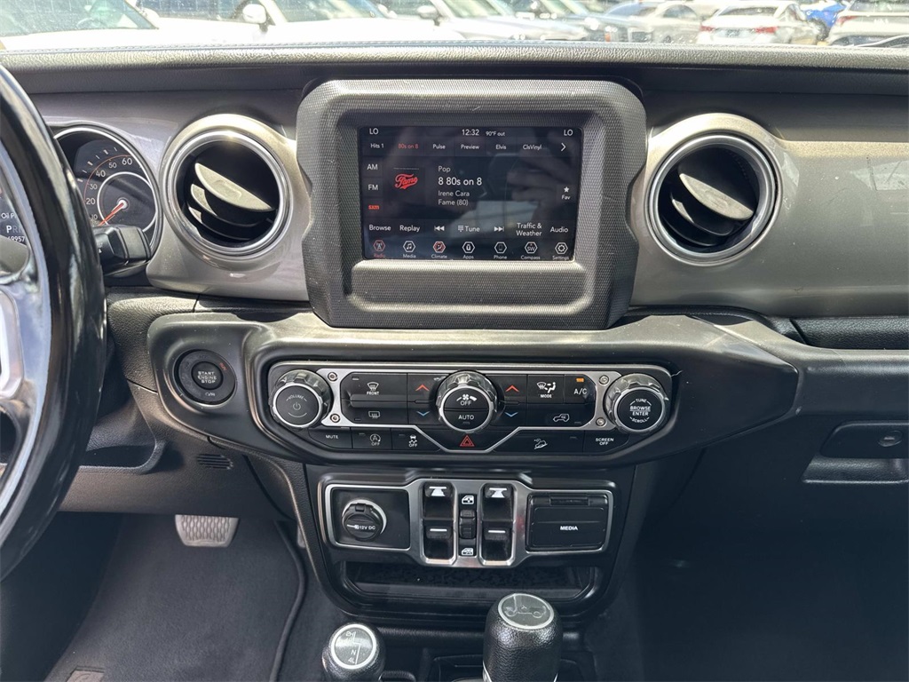 2020 Jeep Wrangler Unlimited Sahara photo 43