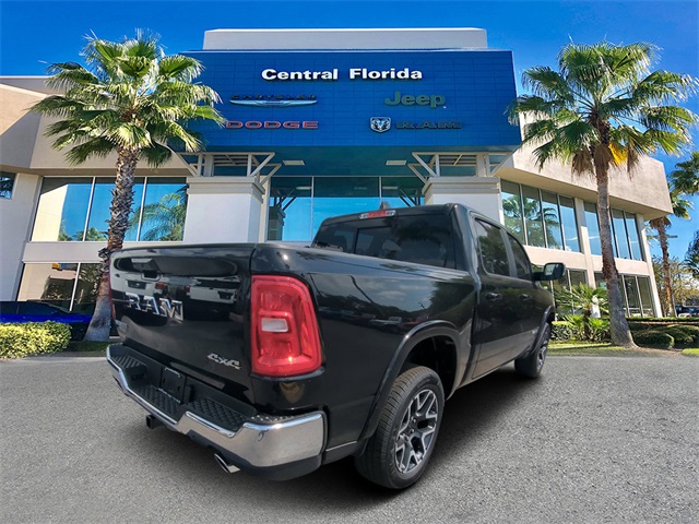 2025 Ram 1500 Laramie photo 3