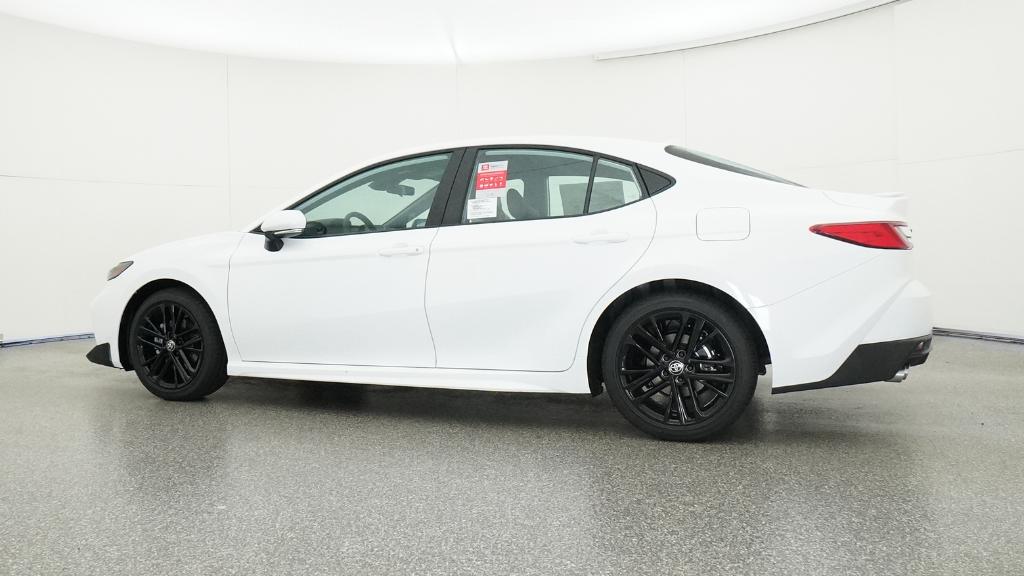 2025 Toyota Camry SE photo 12