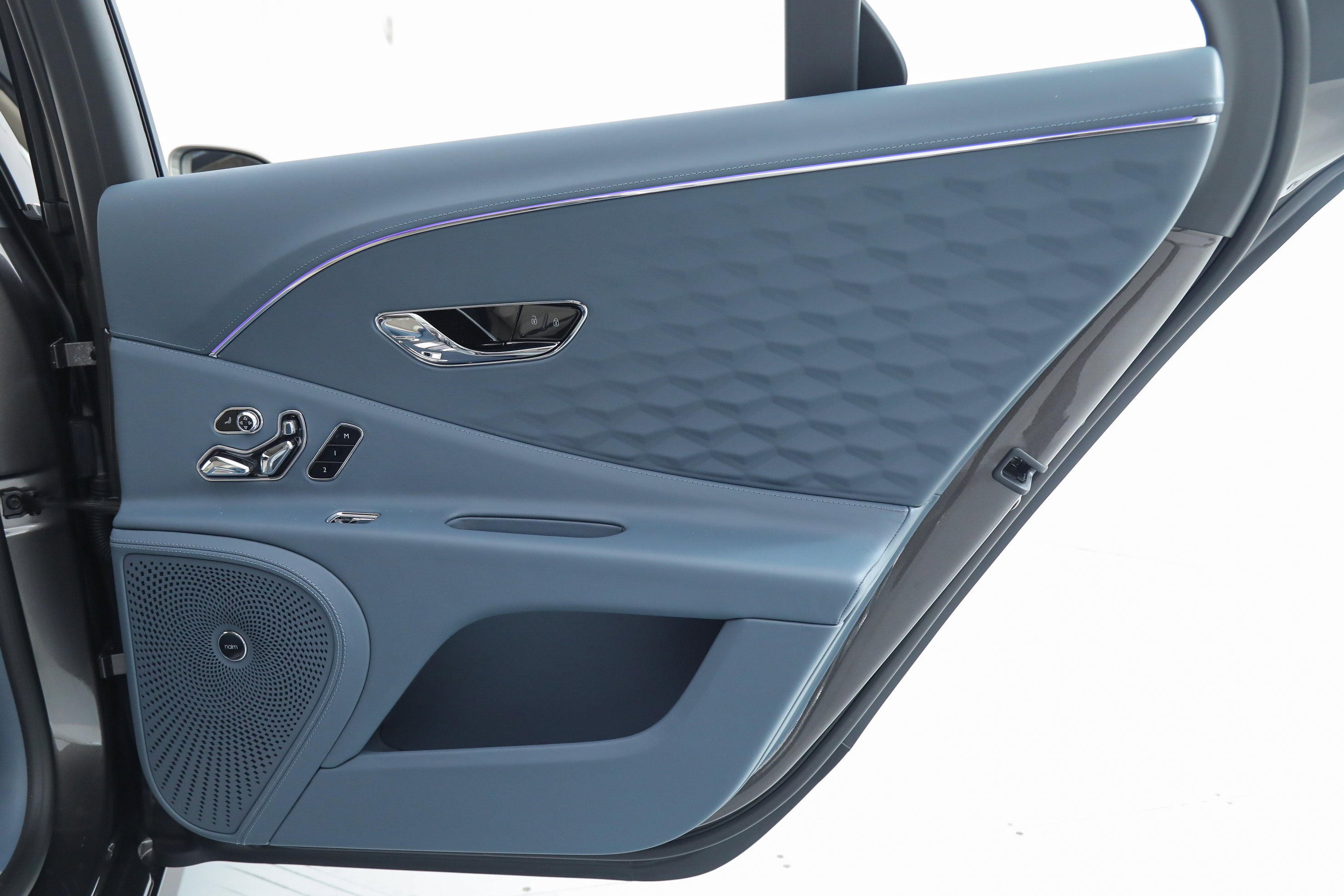 2025 Bentley Flying Spur Mulliner photo 21