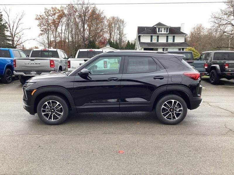 2026 Chevrolet Trailblazer LT photo 4