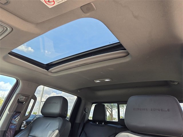 2023 Gmc Sierra 3500 HD Denali photo 23