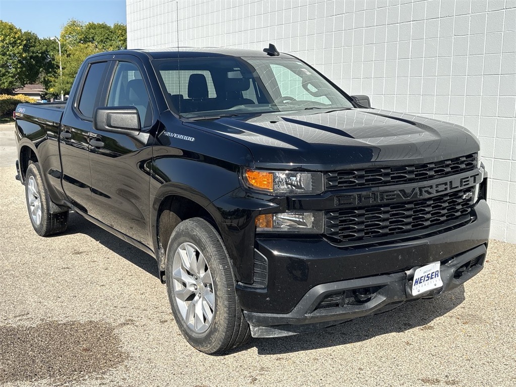 2020 Chevrolet Silverado 1500 Custom photo 14