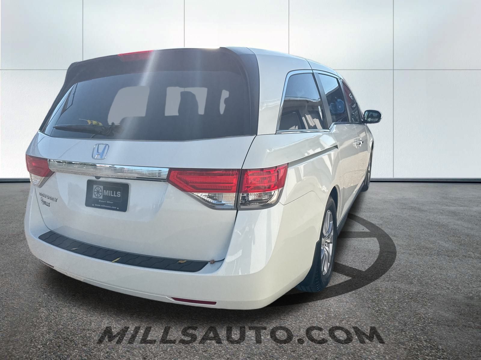 2014 Honda Odyssey EX-L photo 3