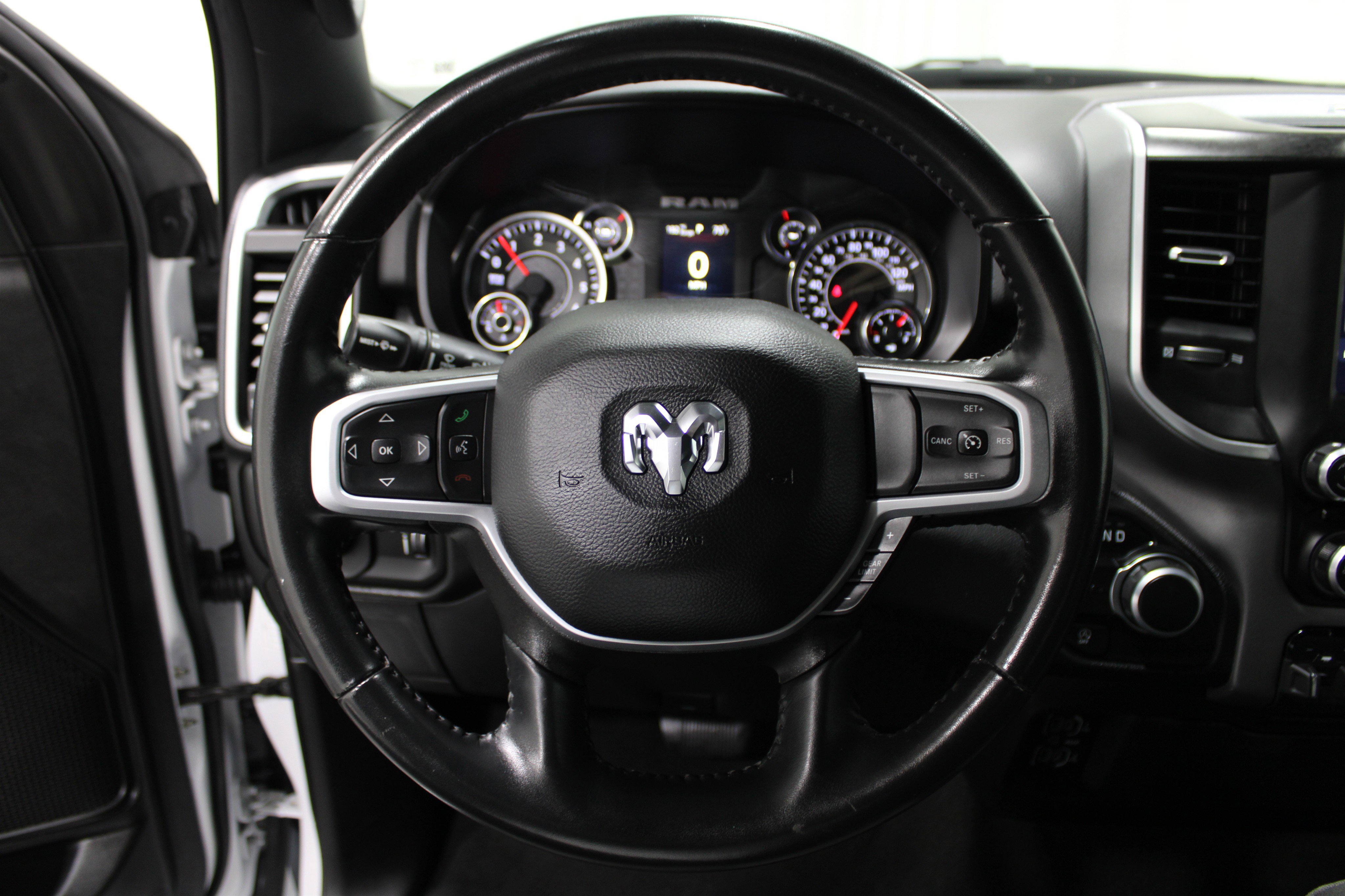 2023 Ram 1500 Big Horn photo 6