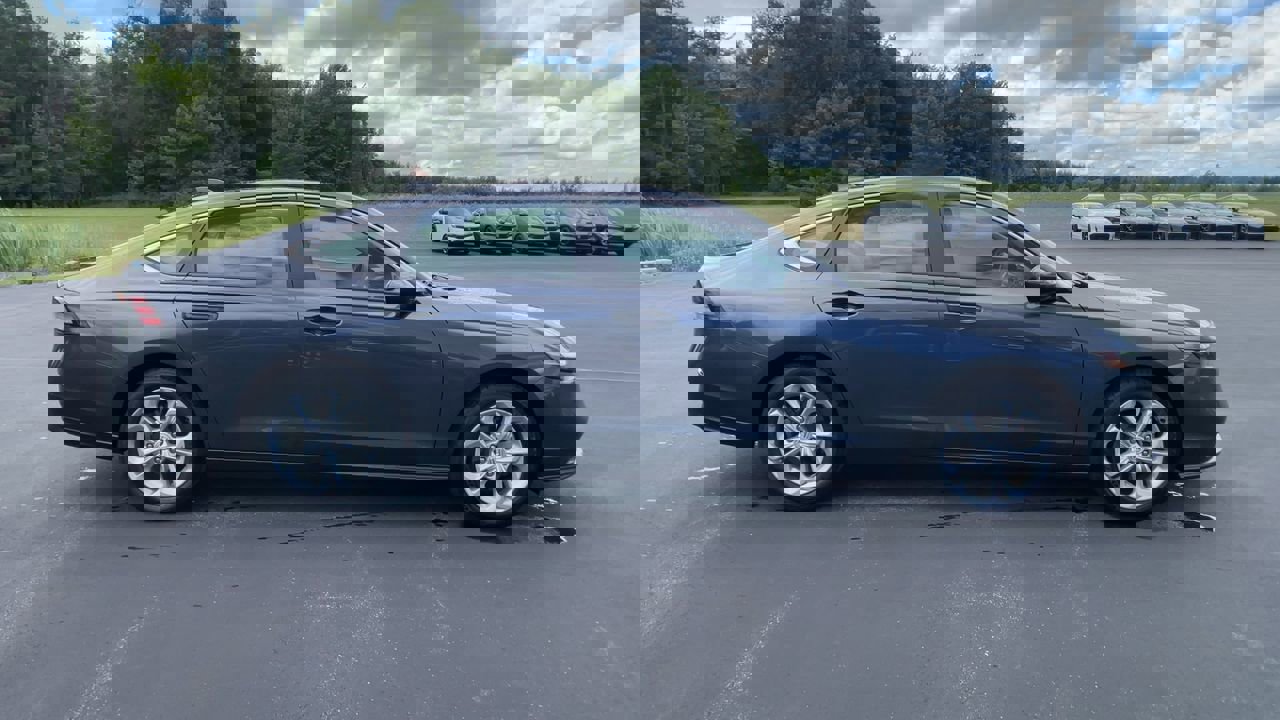 2023 Honda Accord 1.5T LX photo 9