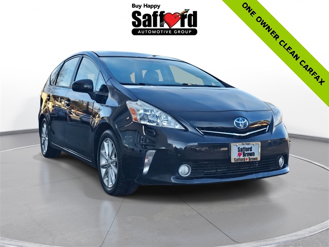 2012 Toyota Prius v Five's photo
