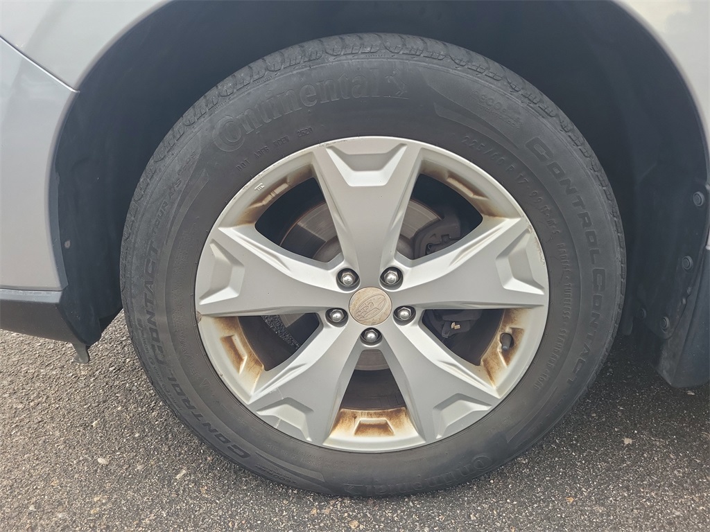 2014 Subaru Forester 2.5i Premium photo 7