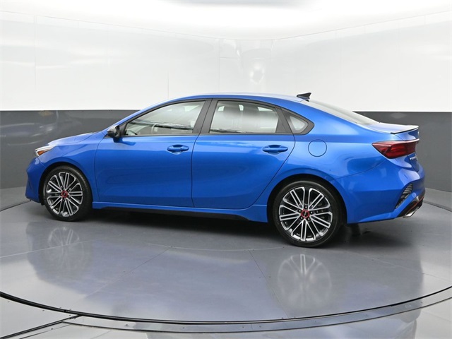 2024 Kia Forte GT photo 3