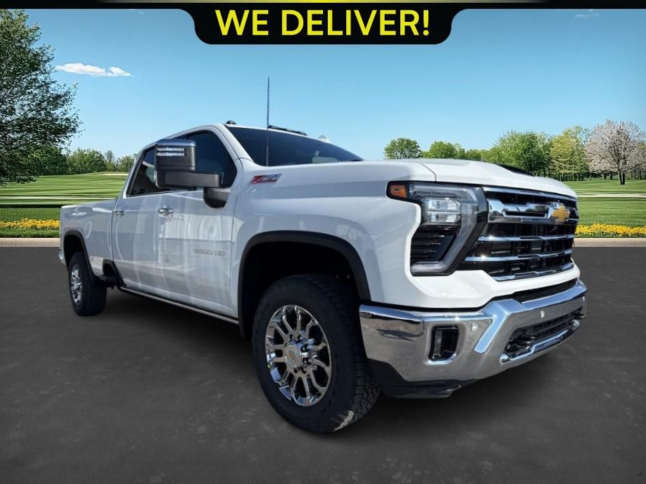 2026 Chevrolet Silverado 3500HD LTZ photo 8