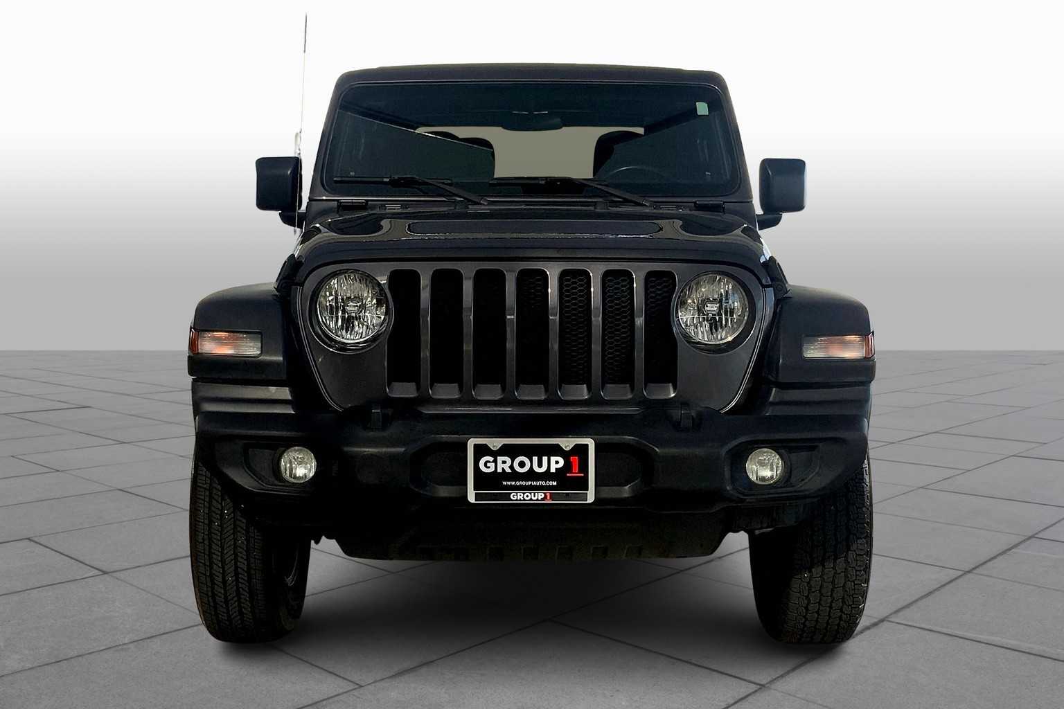 2018 Jeep Wrangler Sport S photo 3