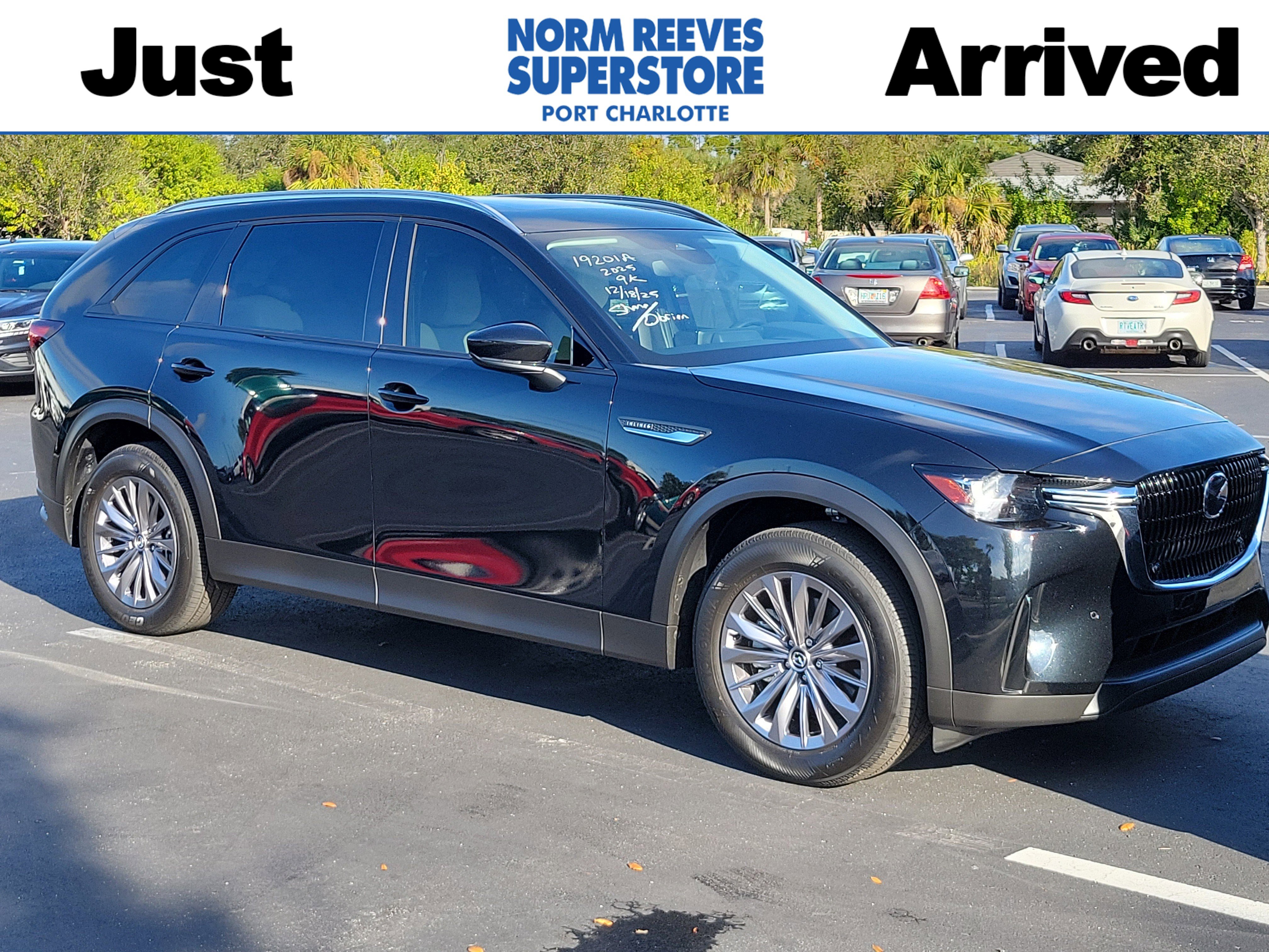 2025 Mazda CX-90 Preferred Package's photo