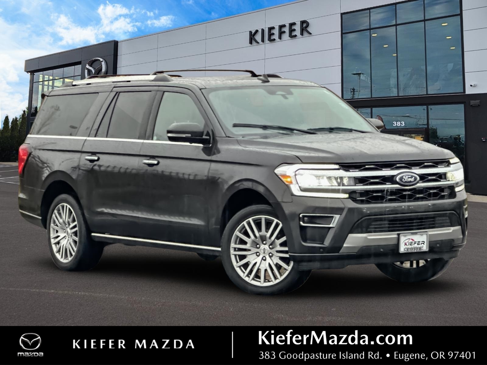 2024 Ford Expedition Limited's photo