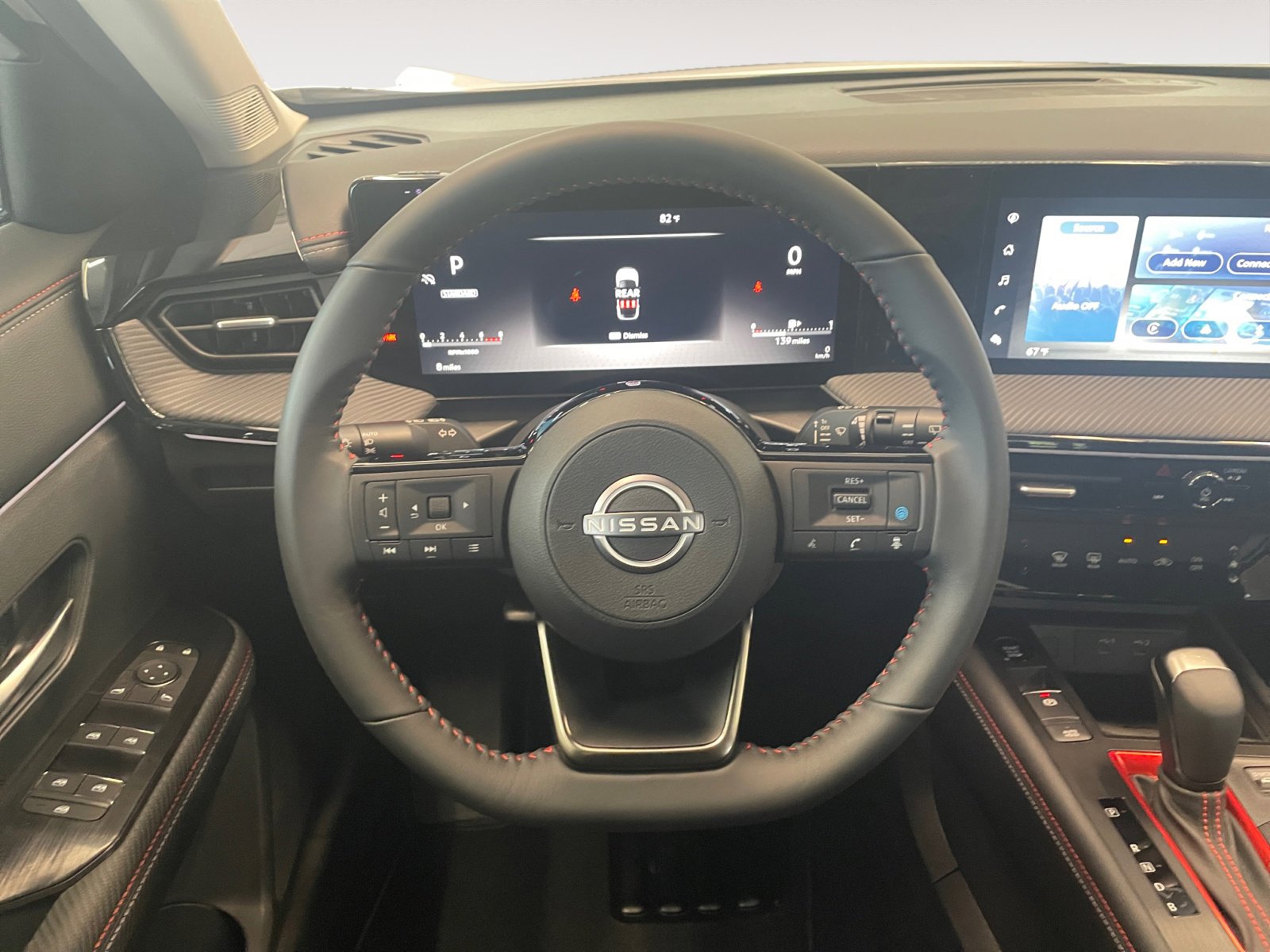 2025 Nissan Kicks SR photo 11
