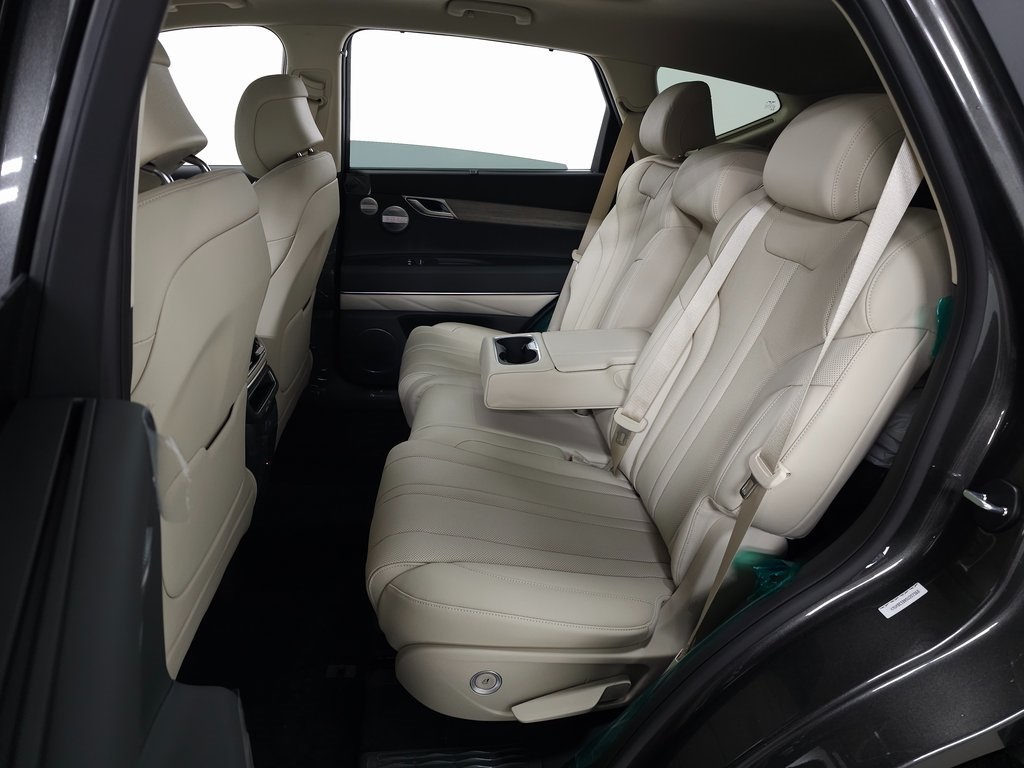2025 Genesis GV80 2.5T Advanced AWD photo 27