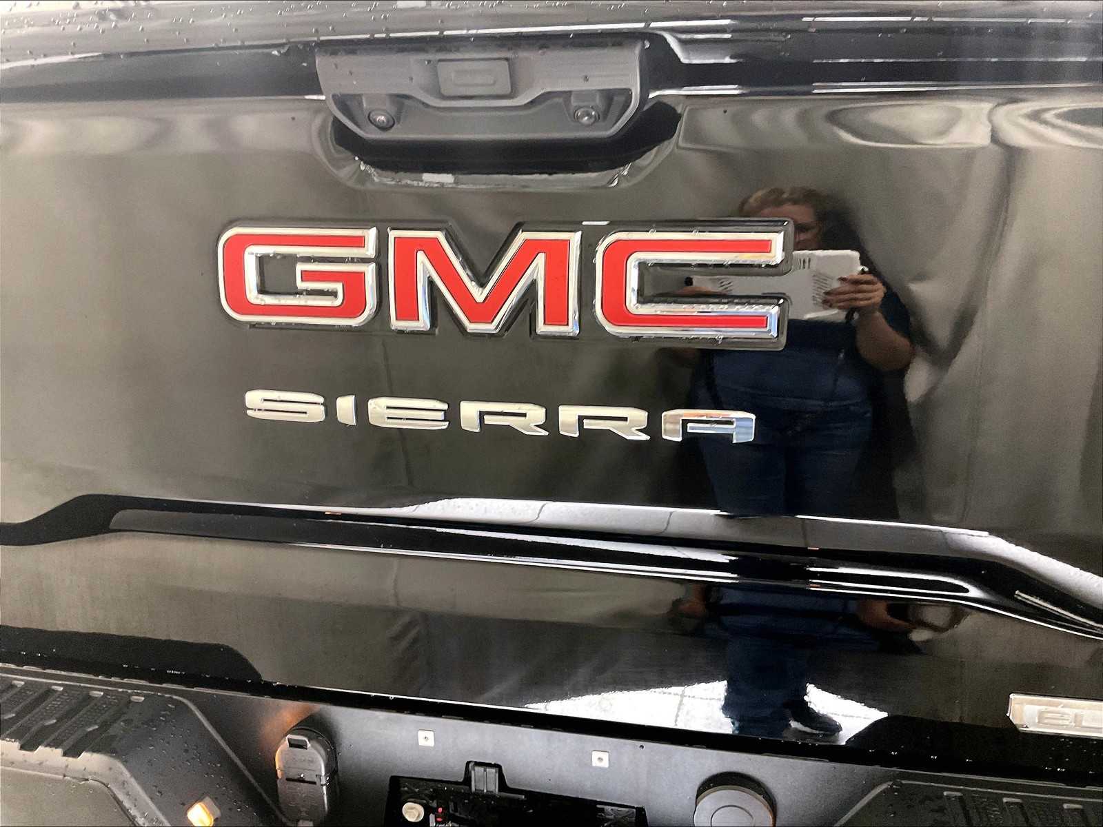 2024 Gmc Sierra 1500 Elevation photo 27