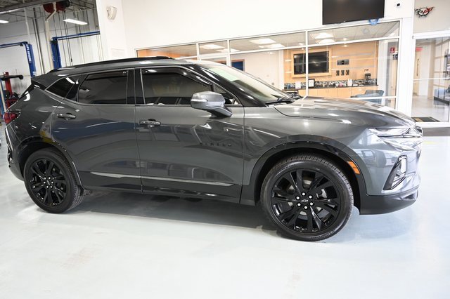 2020 Chevrolet Blazer RS photo 2