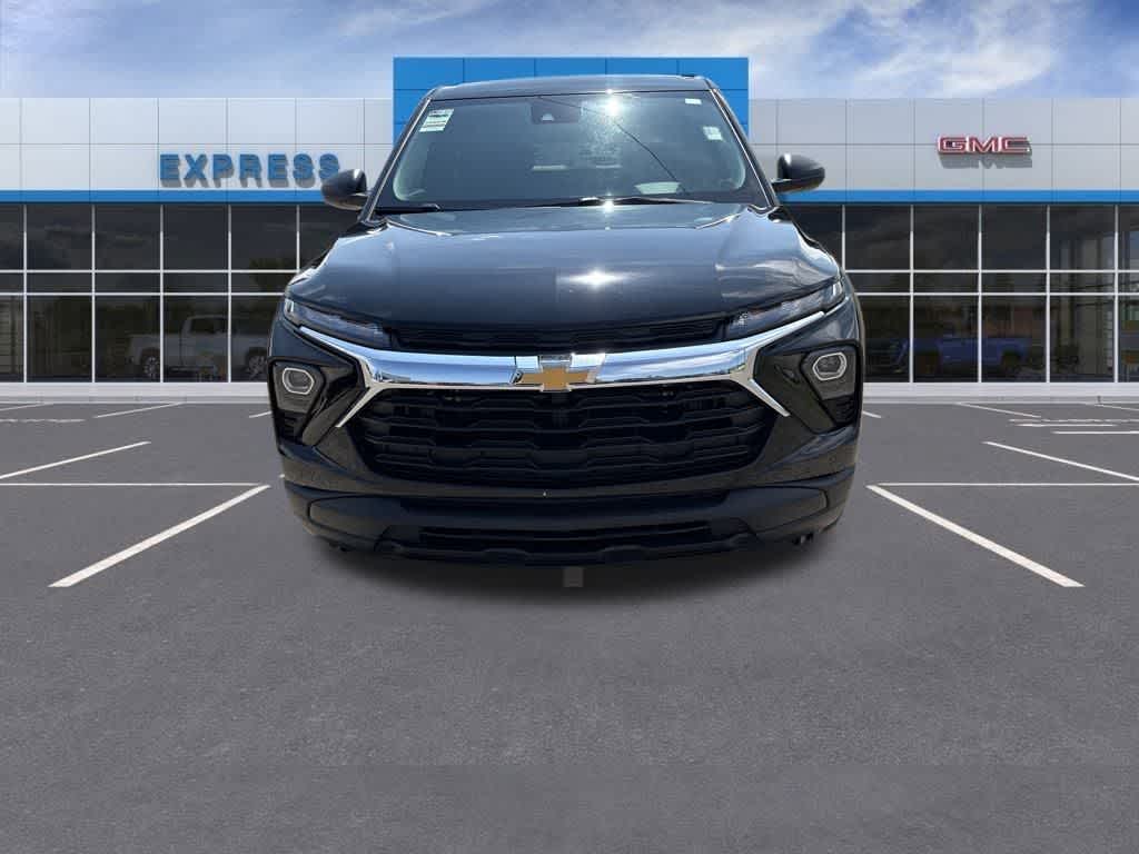 2026 Chevrolet Trailblazer LS photo 4