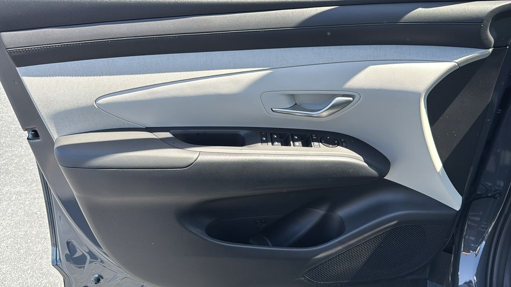 2025 Hyundai Tucson SEL Convenience photo 10