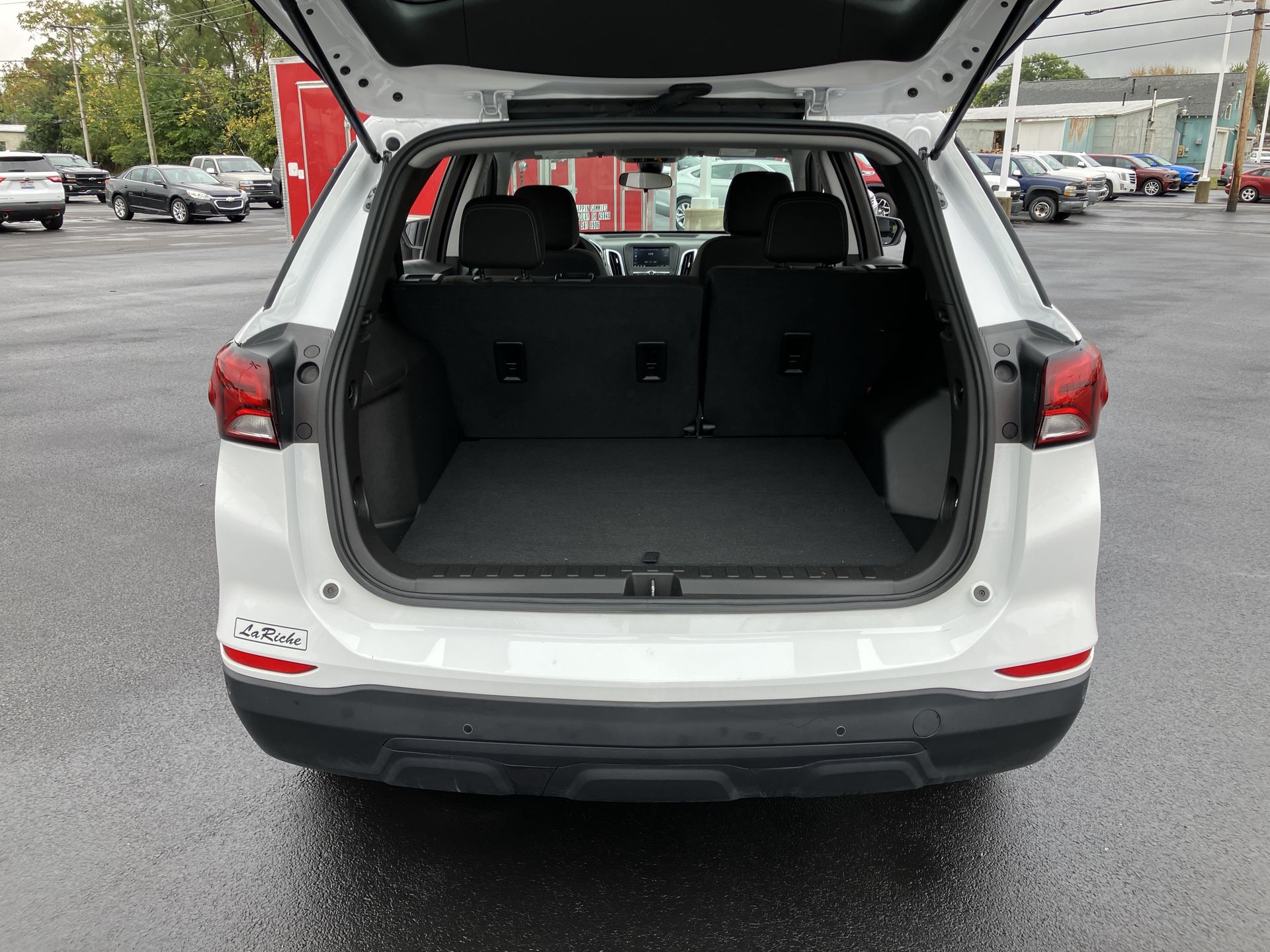 2024 Chevrolet Equinox LS photo 32