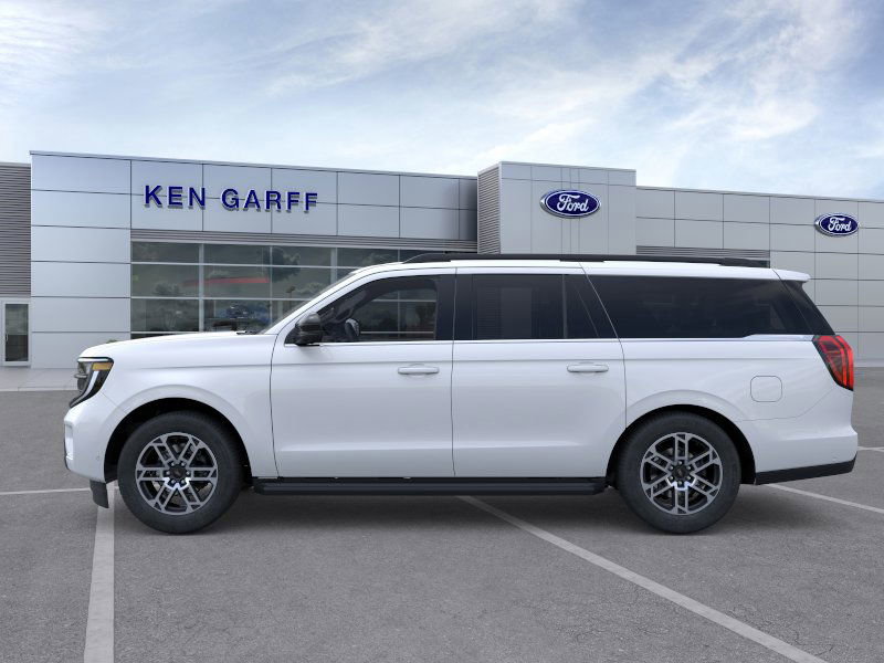 2025 Ford Expedition MAX photo 2