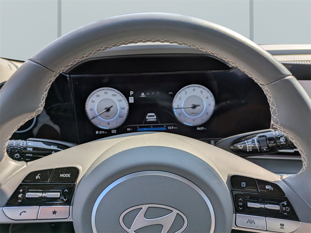 2024 Hyundai Elantra SEL Convenience photo 26