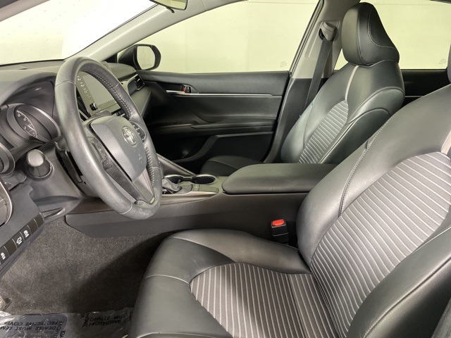 2024 Toyota Camry SE photo 18