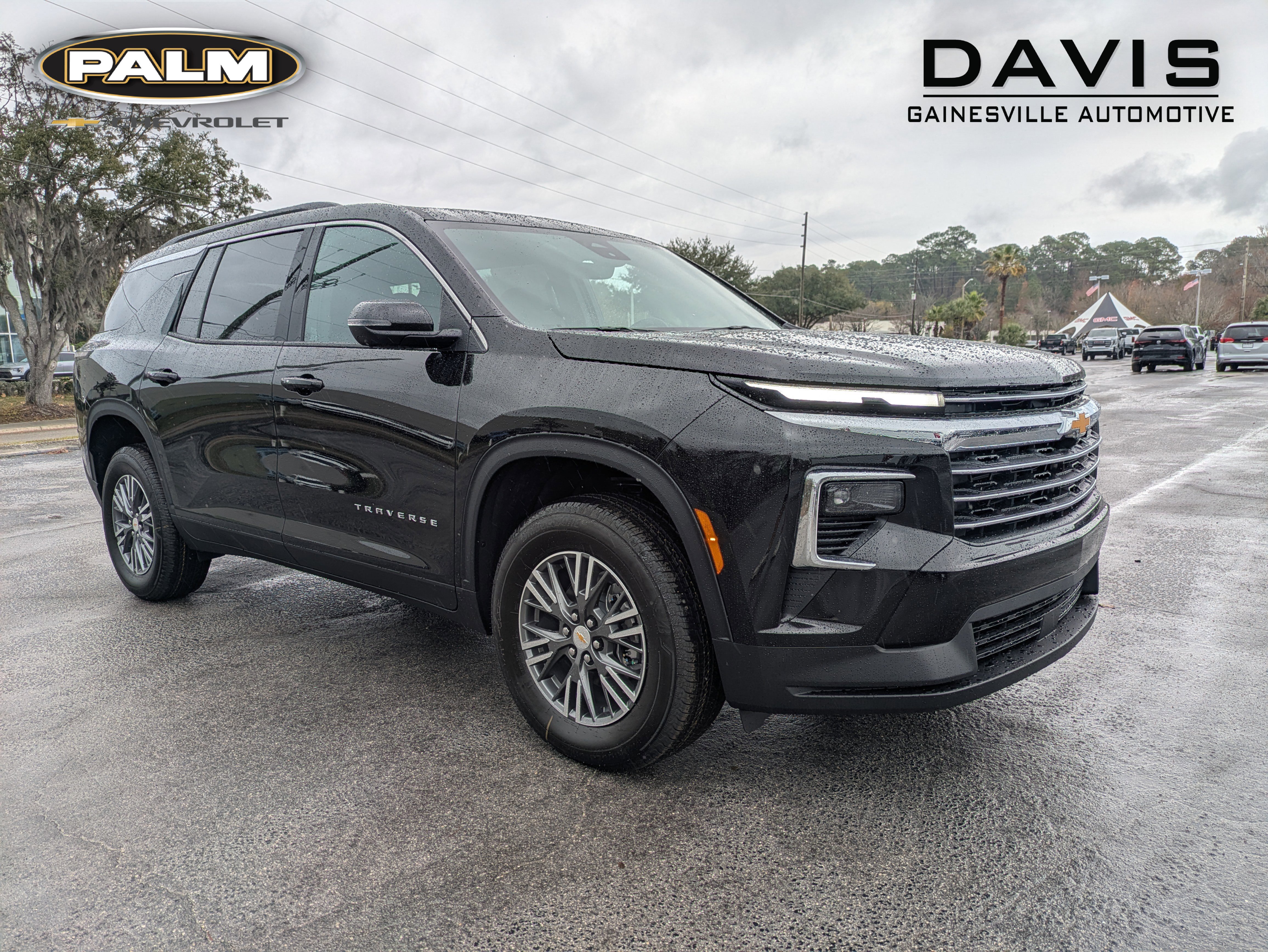 2026 Chevrolet Traverse LT's photo