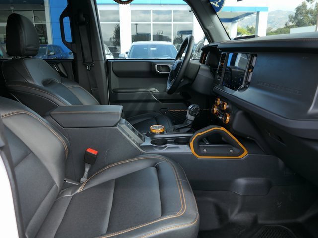 2024 Ford Bronco Badlands photo 25