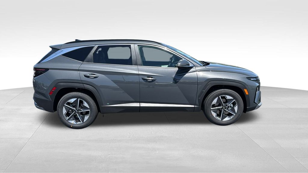 2025 Hyundai Tucson SEL Convenience photo 7
