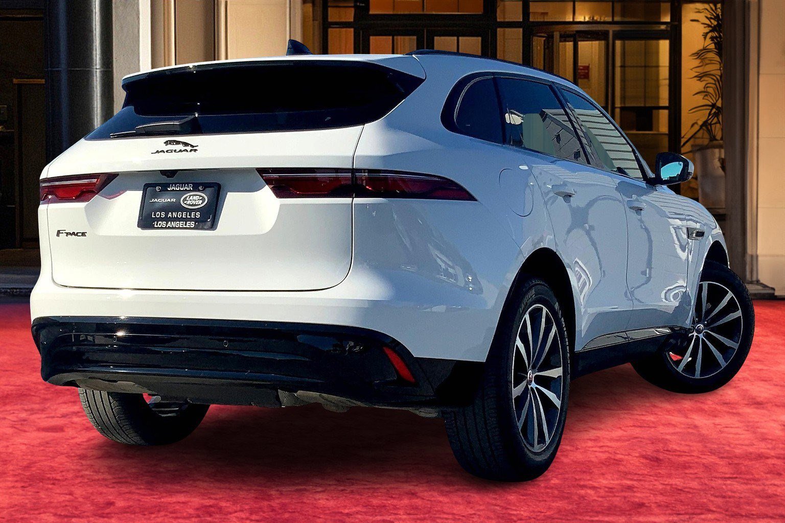 2022 Jaguar F-PACE P250 S photo 12