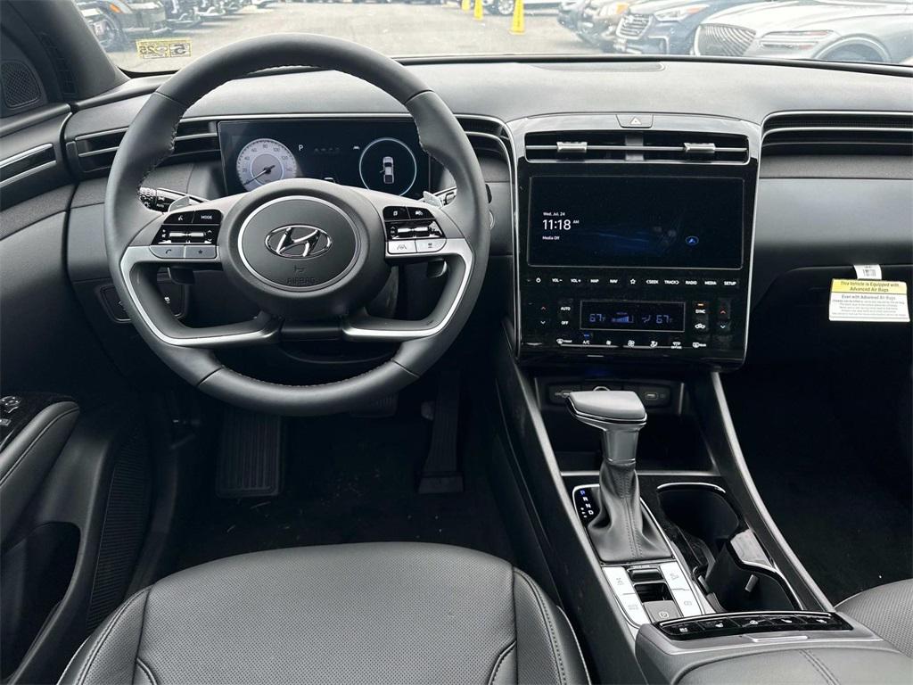 2024 Hyundai Santa Cruz Limited photo 2
