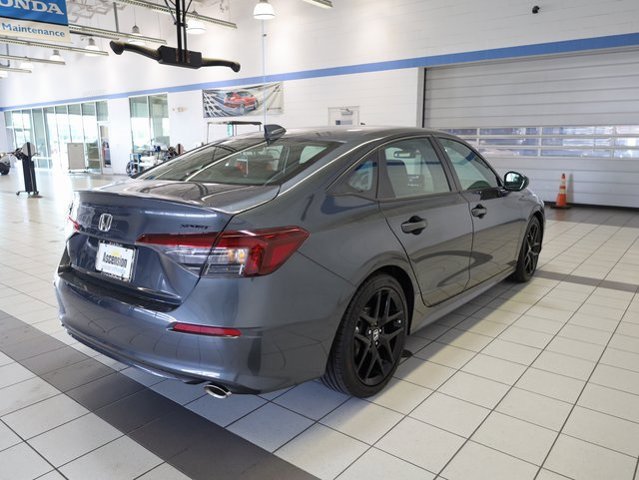 2026 Honda Civic Sport photo 2