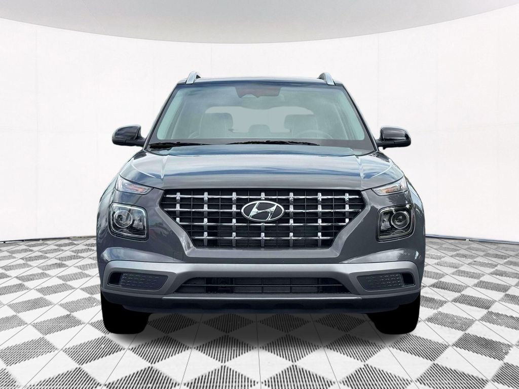 2026 Hyundai Venue SEL photo 4