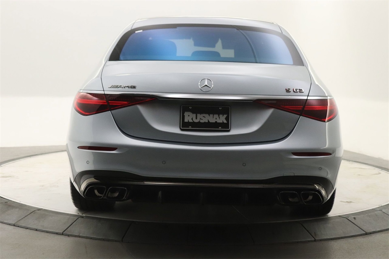 2025 Mercedes Benz S 63 e AMG photo 2