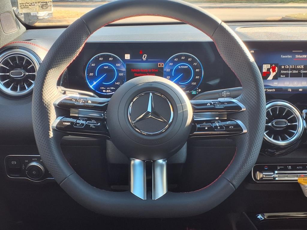 2024 Mercedes Benz EQB 300 4MATIC photo 10