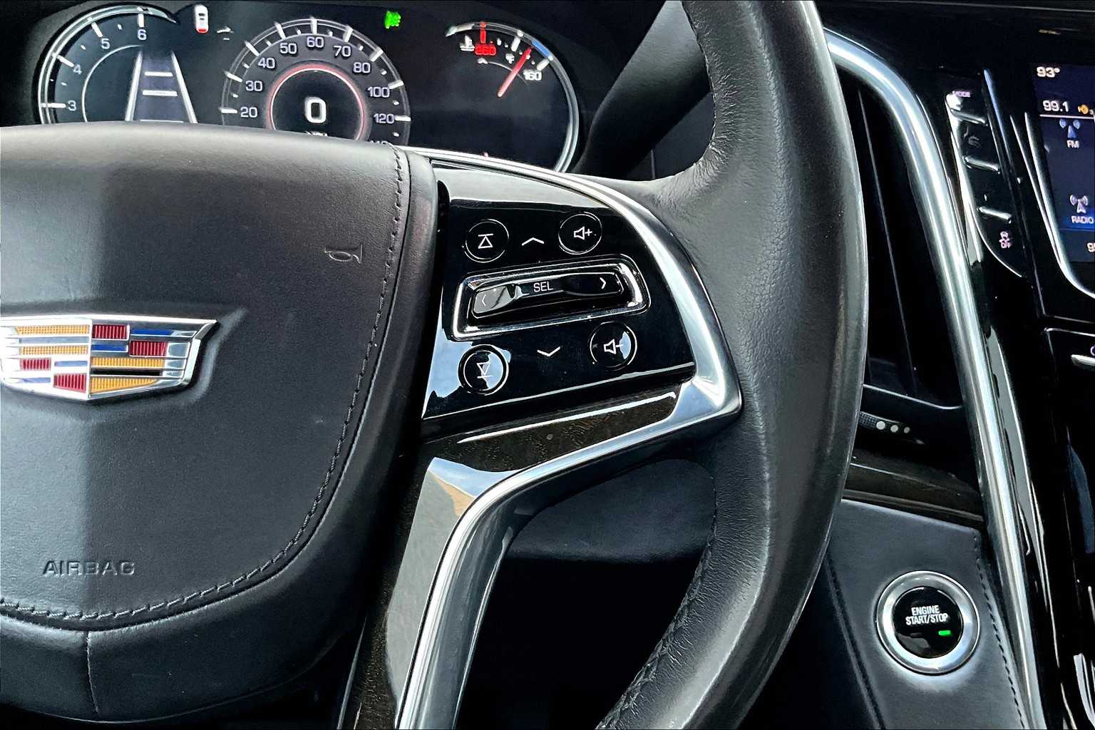 2020 Cadillac Escalade Platinum photo 21