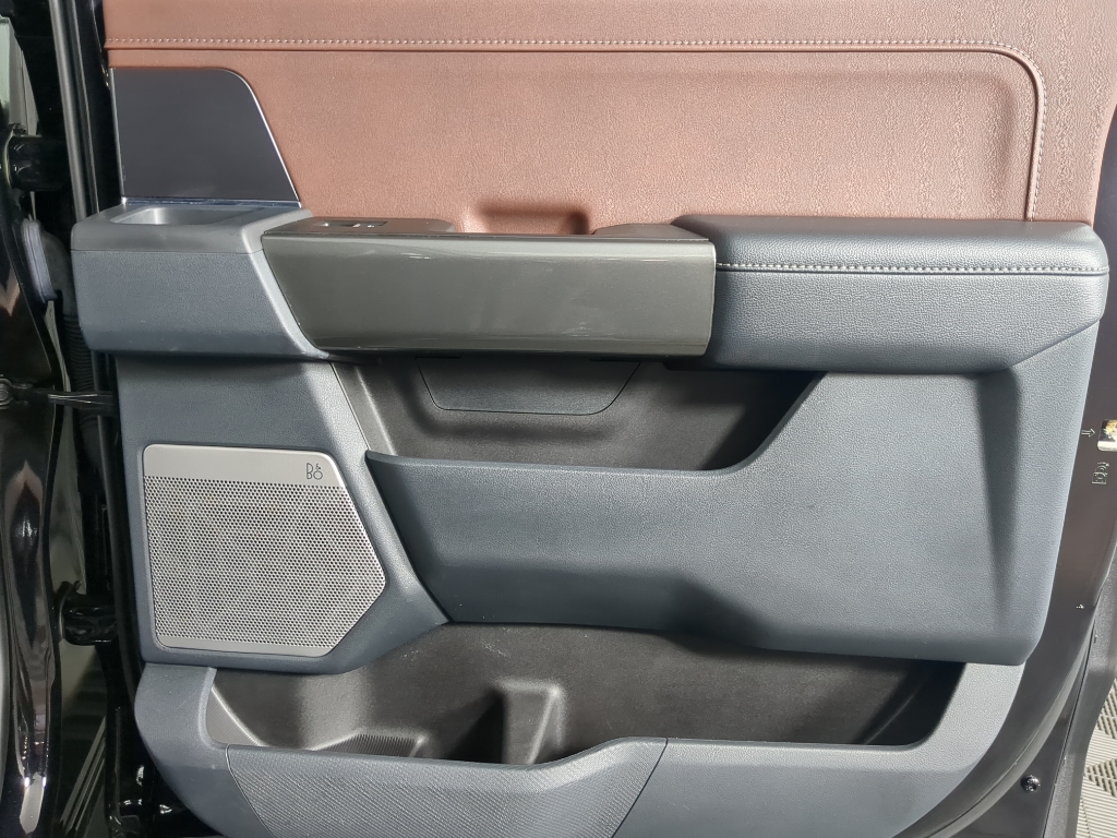2022 Ford F-150 Lariat photo 18