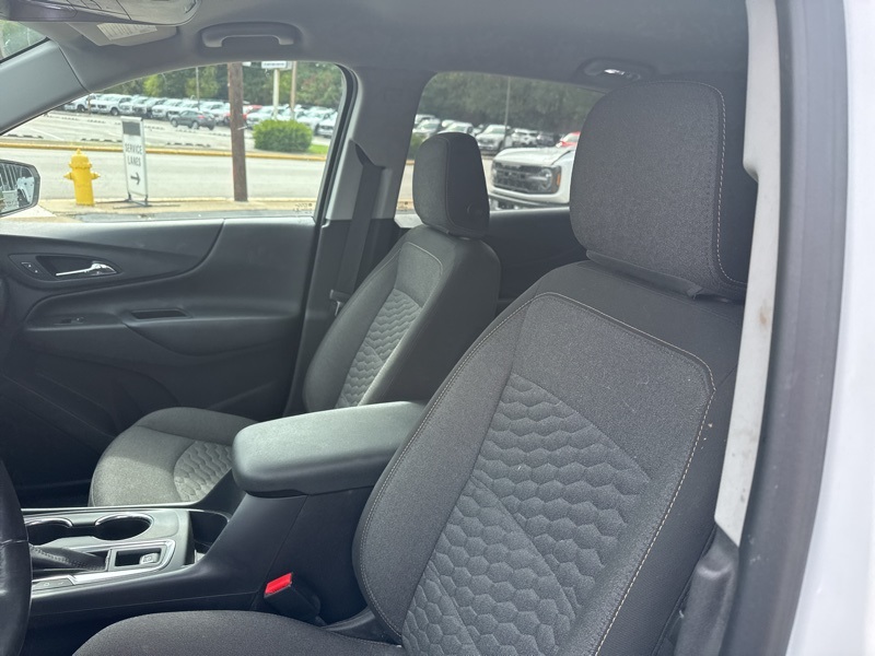 2021 Chevrolet Equinox LT photo 8