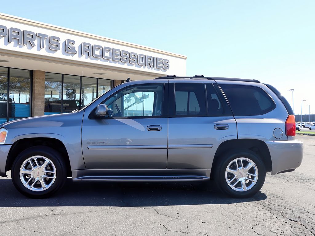 2007 Gmc Envoy Denali photo 4
