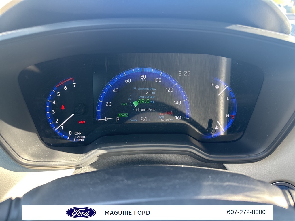 2022 Toyota Corolla Hybrid LE photo 13