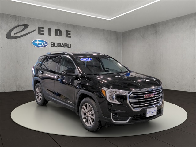 2024 GMC Terrain SLT's photo