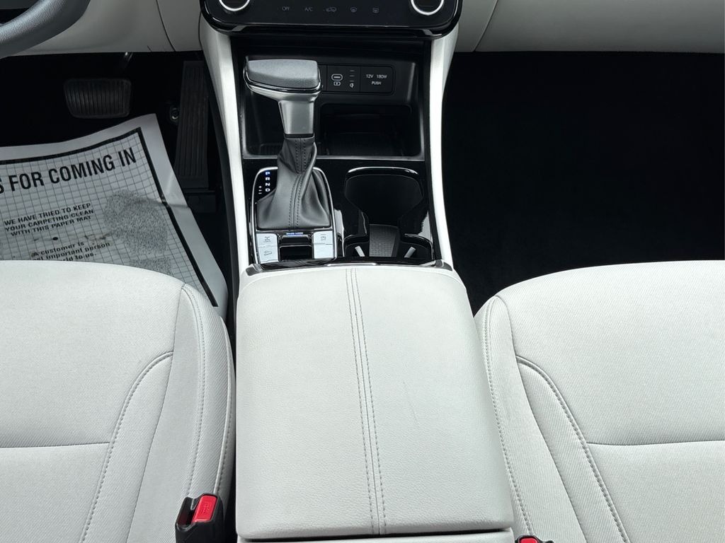 2025 Hyundai Tucson SEL photo 15