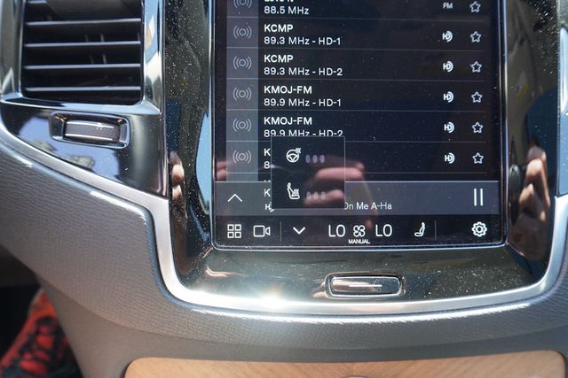 2024 Volvo XC90 Plus photo 29